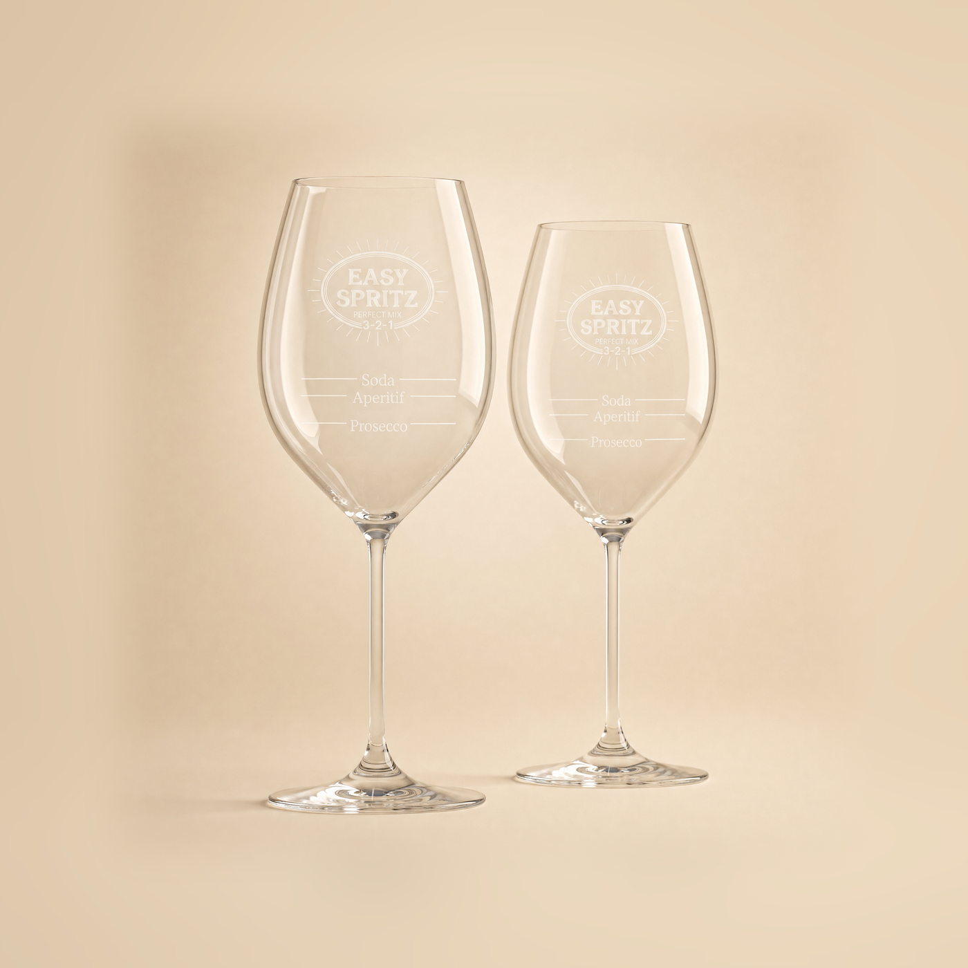 EASY SPRITZ 2er-Set mit zwei Glaesern und sichtbarer Mischskala